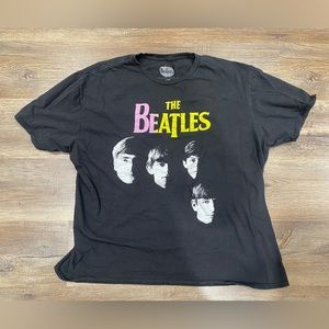 Used 2020 Apple Corp. The Beatles Black T Shirt Size 2XL (Fits like an XL)